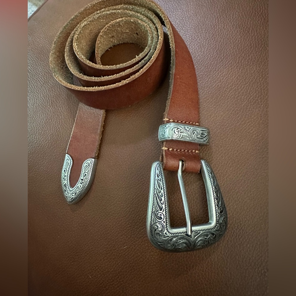 COPY - Urban outfitters brown leather belt